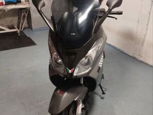 CÈDE SCOOTER 500 CC