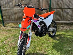 KTM 250 SX-F 2024