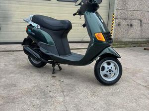 ② PIAGGIO SKR 172 BE A1