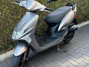 KYMCO VITALITY 50 2T BROWN CRYSTAL SEHR GEPFLEGT