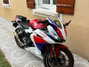 HONDA CBR 500 R