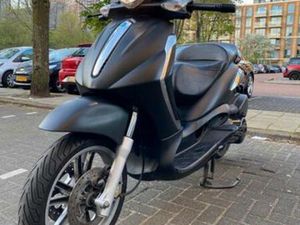 BEVERLY 500 FULL MALOSSI INCL LEOVINCE SPORT UITLAAT — MOTOREN | PIAGGIO — MARKTPLAATS