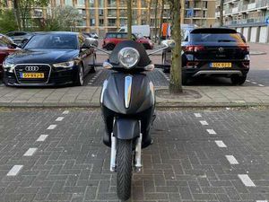 FULL MALOSSI INCL LEOVINCE SPORT UITLAAT