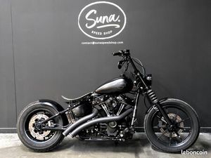 HARLEY-DAVIDSON SOFTAIL STREET BOB