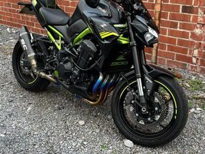 Z900 FULL PREMIÈRE MAIN