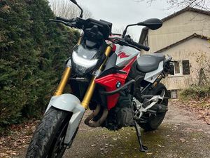 BMW F900R FULL (105 CV) TRÈS BIEN ÉQUIPÉE