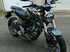 CB125R