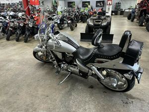 2005 HONDA® VTX™ 1800F SPEC 3