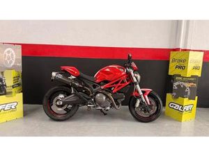 DUCATI - MONSTER 696