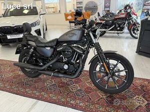 HARLEY DAVIDSON IRON 883