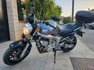 YAMAHA - FZ6 FAZER NAKED