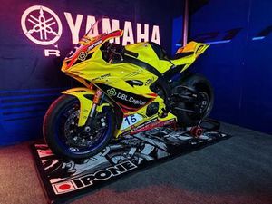 YAMAHA - R6