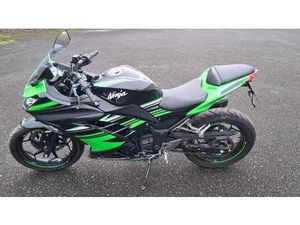 KAWASAKI NINJA 300 KRT EDITION ( 5 TIS.KM)