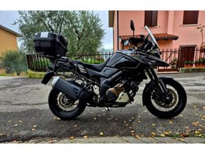 SUZUKI V-STROM 1050 XT V ALUTO P ERMUTA