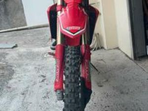 HONDA CRF 400 RX