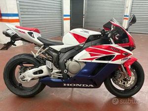 HONDA CBR 1000 RR