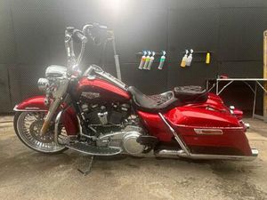 HARLEY DAVIDSON ROAD KING CLASSIC CHICANO BAGGER