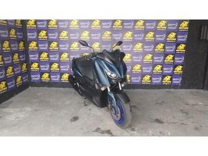 YAMAHA XMAX 250