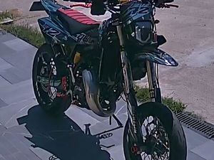 SUBLIME HUSQVARNA SUPERMOTARD