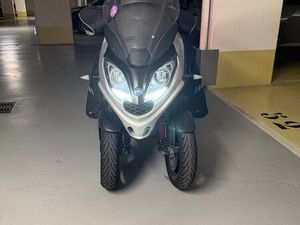 PIAGGIO MPЗ 300 HPE SPORT - 2023 - GARANTIE 2 ANS POSSIBLE