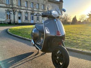 VESPA 300 SUPERGTS