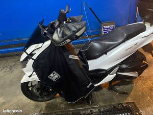 PCX 2021 PRÊT POUR UN USAGE PROFESSIONNEL OU PERSONNEL