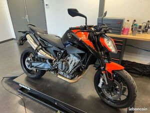 KTM 890 DUKE L 2021
