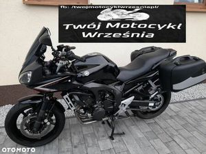 YAMAHA FZ6