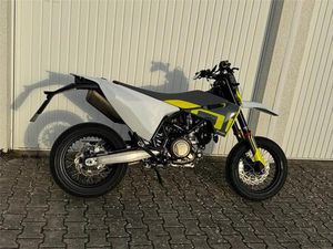 HUSQVARNA 701 SUPERMOTO I 18.200 KM I HC1 BREMSE I A2 MÖGLICH