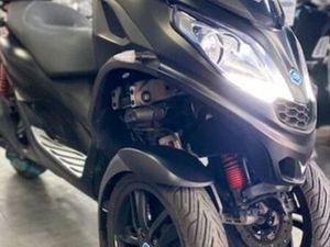 PIAGGIO MP3 300 HPE SPORT