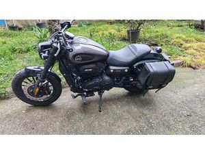 VENDO KEEWAY MOTOR V302 C (2022 - 25) USATA A NOVARA (CODICE 9903406) - MOTO.IT