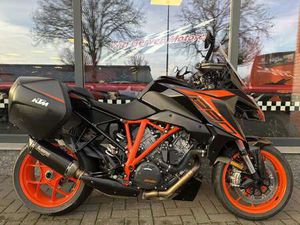 KTM 1290 SUPER DUKE GT