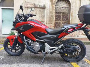 HONDA NC 700 X ABS ROSSO