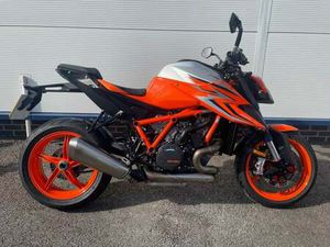 KTM 1290 SUPERDUKE R EVO
