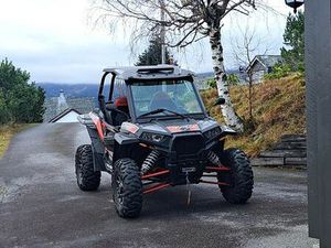POLARIS RZR XP 1000