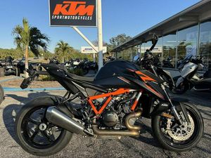 2024 KTM 1390 SUPER DUKE R EVO