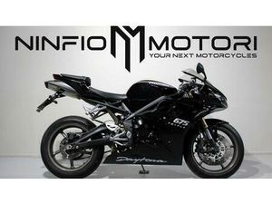 VENDO TRIUMPH DAYTONA 675 ABS (2009 - 13) USATA A TORRE DEL GRECO (CODICE 9903455) - MOTO.IT