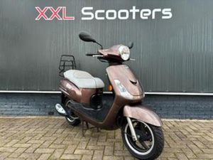 SYM FIDDLE II 25 KM/U INCL BEURT EN 6 MAANDEN GARANTIE — SCOOTERS | SYM — MARKTPLAATS