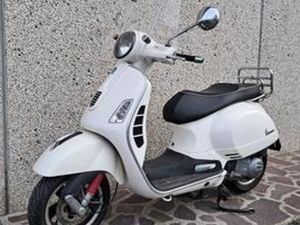 PIAGGIO VESPA 300 GTS SUPER - 2011
