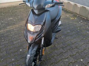 APRILIA SR50 BLACK NIGHT EDITION