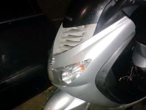 PEUGEOT ELYSTAR 125 CCM BASTLER ERSATZTEILE ROLLER