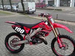 HONDA CR 125 R CROSS