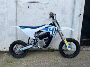 HUSQVARNA EE5 KIDS ELECTRIC MX BIKE