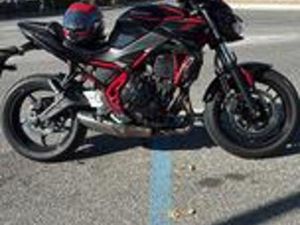 KAWASAKI Z650
