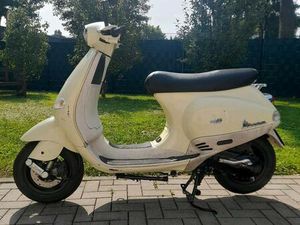 VESPA ET2 PIAGGIO ET2 OLDIROLLER