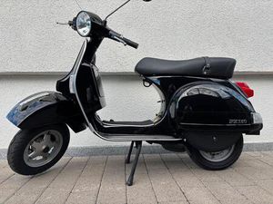 VESPA PX 150 MILLENIUM, 1.HAND, 4700KM, EZ 2014, DEUTSCH!