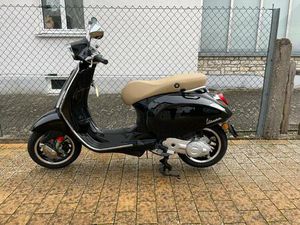 VESPA SPRINT 50 / BEIGE SITZ / NEUFAHRZEUG