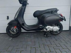 VESPA SPRINT S 50, IGET, 4TAKT, EURO5, ALL BLACK, TOP!!!