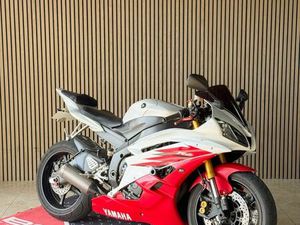 YAMAHA R6 20 MIL RPM MEIRINHAS