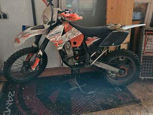 ENDURO MOTORRAD KTM EXC 450 MIT VIEL ZUBEHÖR